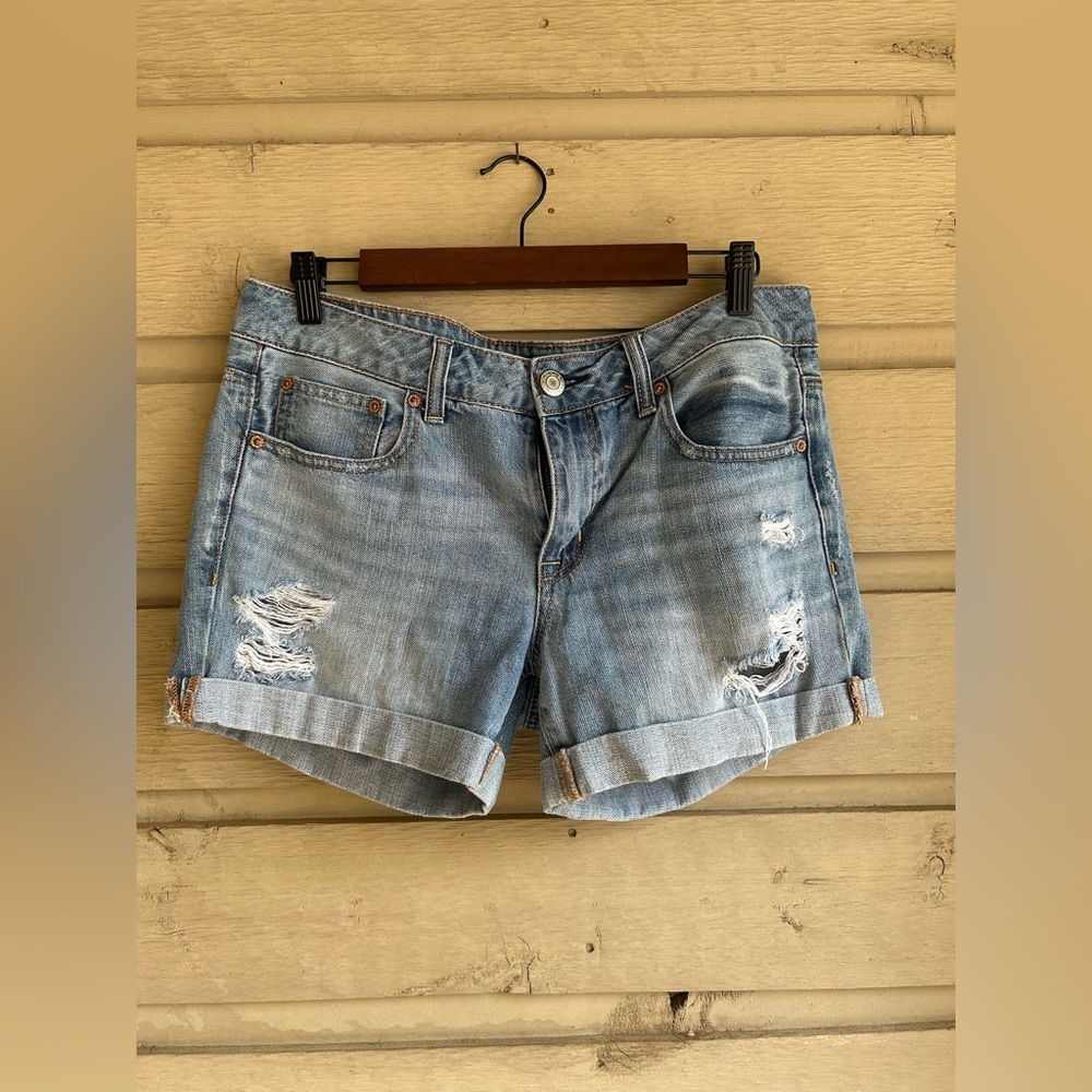 American Eagle Outfitters Light Blue Distressed Jean Shorts